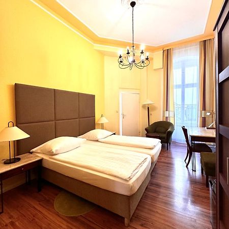 Hotel-Pension Michele Βερολίνο Εξωτερικό φωτογραφία