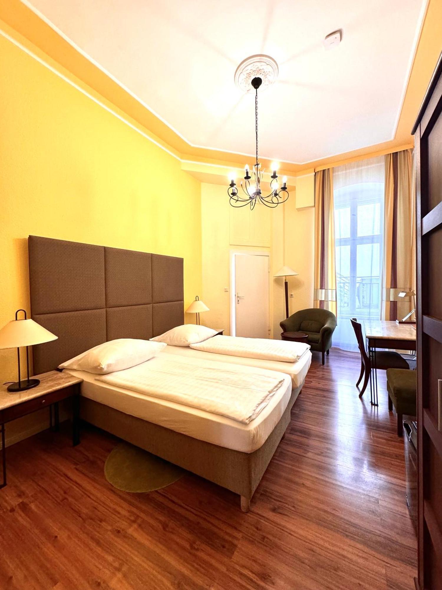 Hotel-Pension Michele Βερολίνο Εξωτερικό φωτογραφία