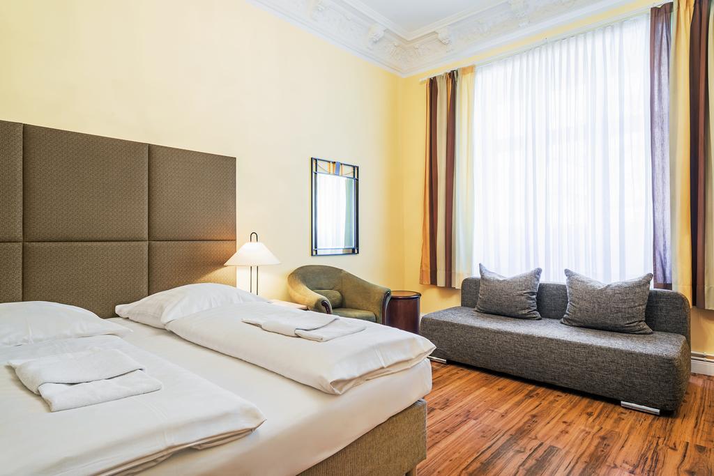 Hotel-Pension Michele Βερολίνο Εξωτερικό φωτογραφία