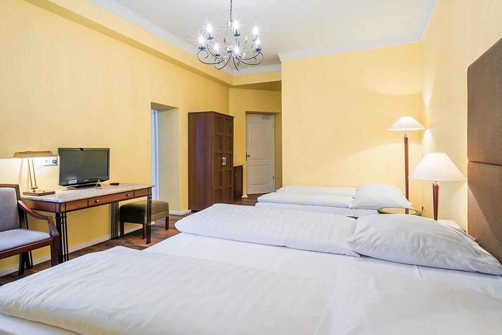 Hotel-Pension Michele Βερολίνο Εξωτερικό φωτογραφία
