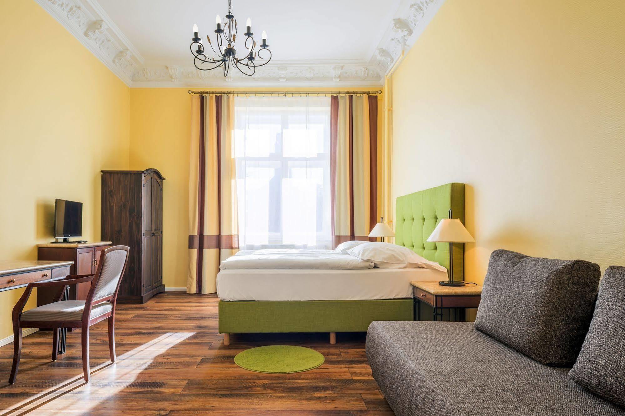 Hotel-Pension Michele Βερολίνο Εξωτερικό φωτογραφία