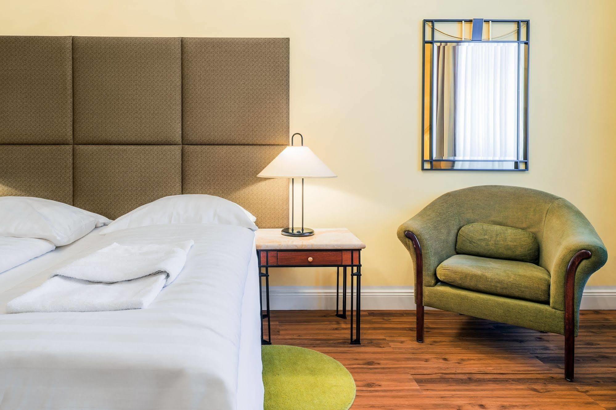Hotel-Pension Michele Βερολίνο Εξωτερικό φωτογραφία